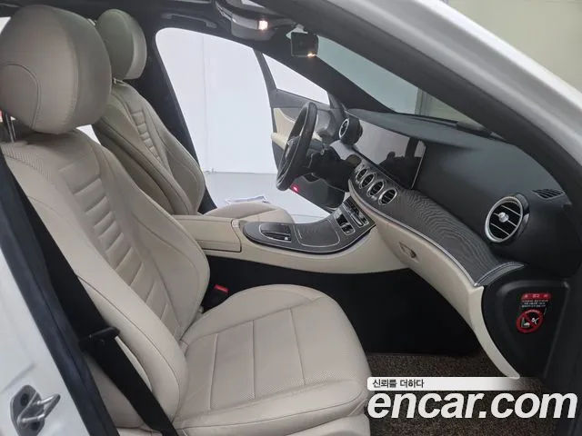 Mercedes-Benz E-Class E-класс W213 E350 4MATIC Avantgarde — Фото автомобиля 11