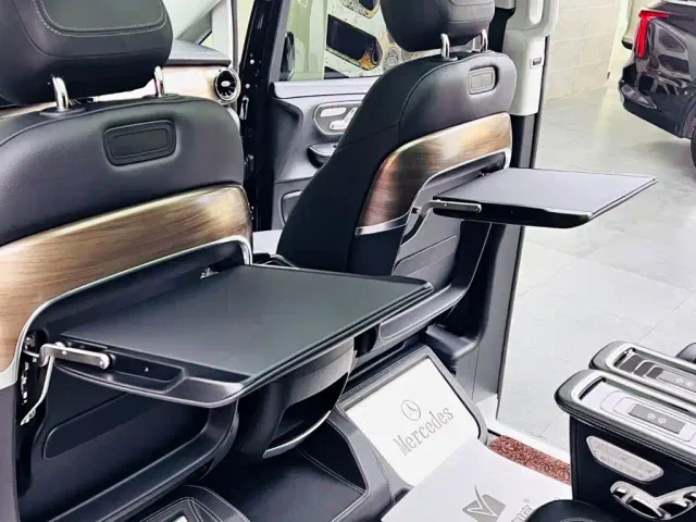 Mercedes-Benz V-Class — Фото автомобиля 17
