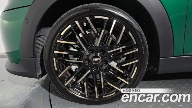 MINI Cooper 4th Gen — Фото автомобиля 5