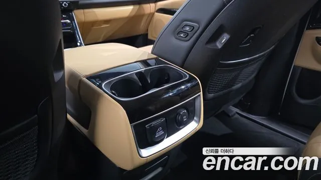 Kia Canival Carnival 4 поколение Бензин 9 мест Signature — Фото автомобиля 19