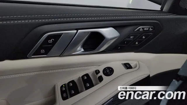 BMW X7 — Фото автомобиля 6