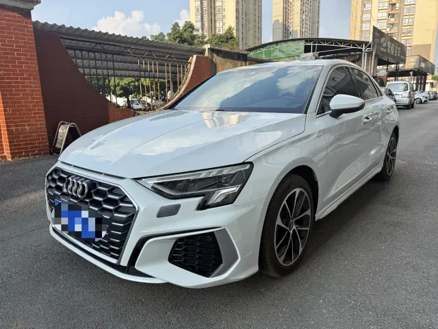 Фотография автомобиля — Audi A3
