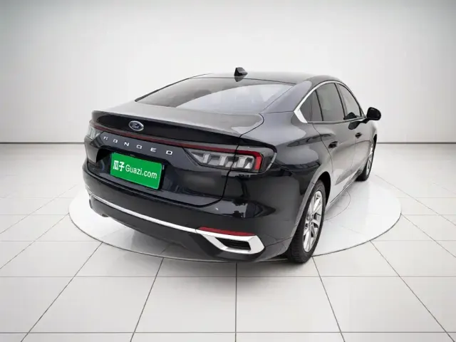 Ford Mondeo — Фото автомобиля 4