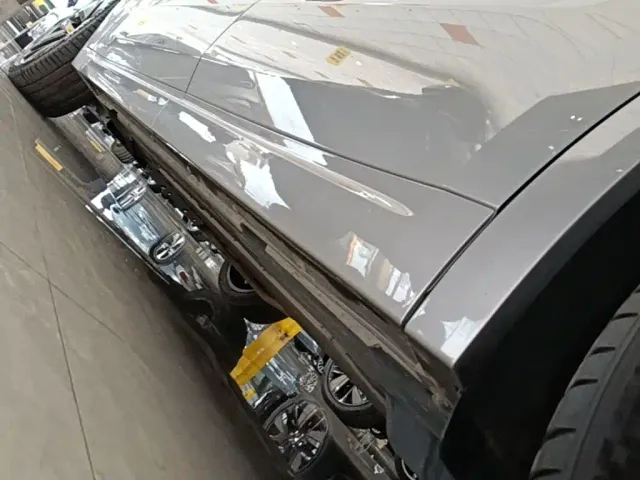 Li Auto Li Xiang L9 2022 Max — Фото автомобиля 21