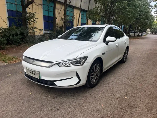 BYD Qin PLUS — Фото автомобиля 3
