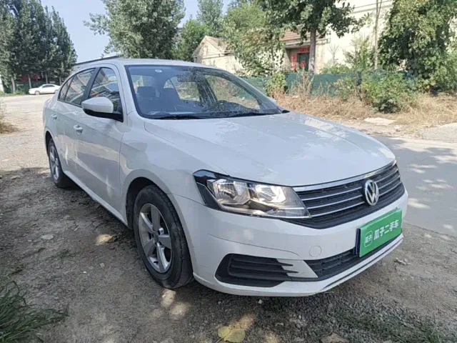 Volkswagen Lavida — Фото автомобиля 3