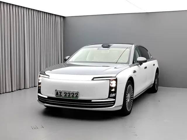 Фотография автомобиля — Maextro S800