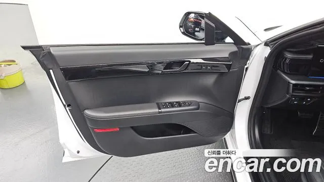 Hyundai Grandeur GN7 — Фото автомобиля 13