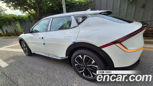 Kia EV6 — Фото автомобиля 4