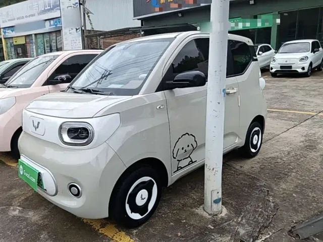 Фотография автомобиля — Wuling Hongguang Mini EV