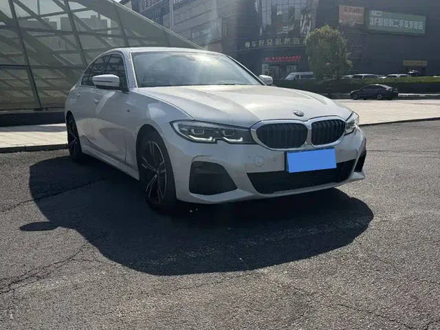 BMW 3 Series — Фото автомобиля 3