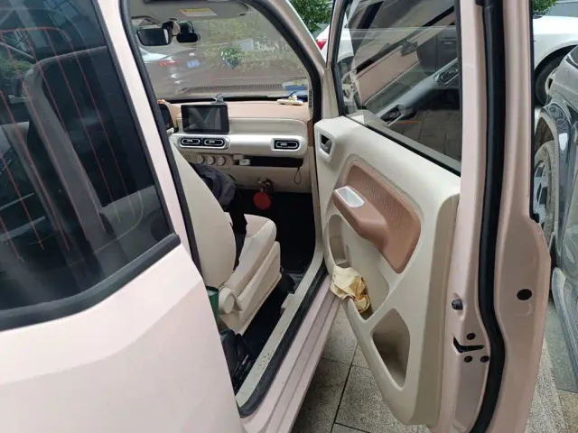 Wuling Hongguang Mini EV — Фото автомобиля 19