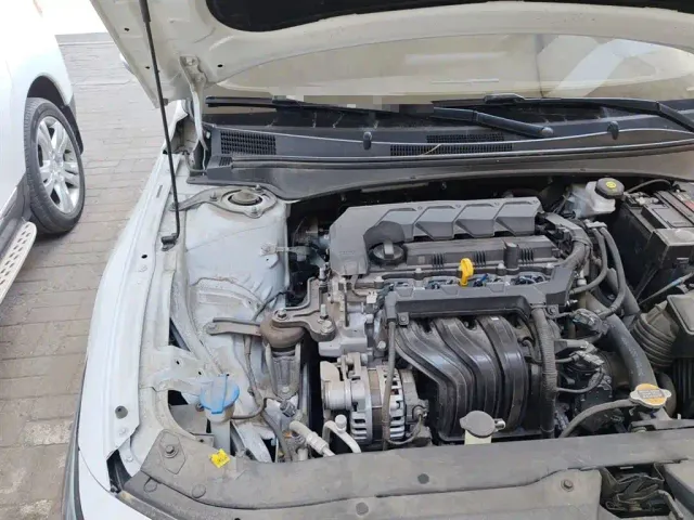 Hyundai Elantra — Фото автомобиля 20
