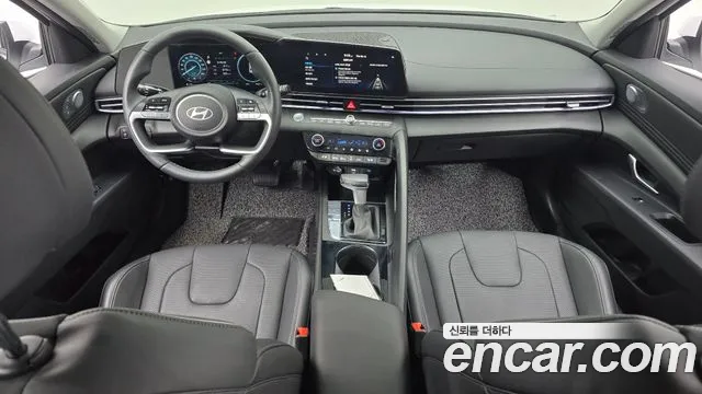 Hyundai Avante CN7 — Фото автомобиля 7