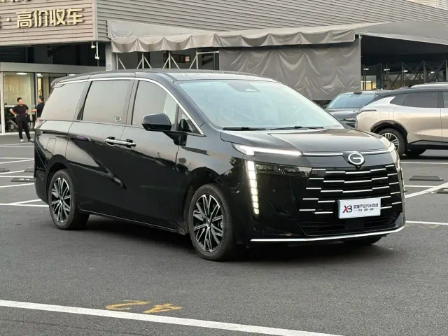GAC Trumpchi E8 — Фото автомобиля 2