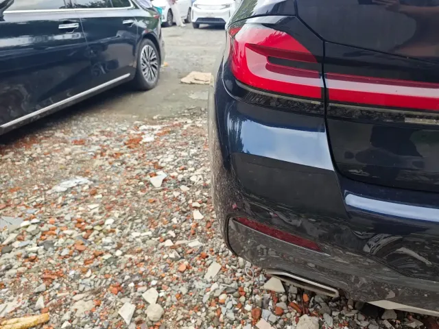BMW 5 Series — Фото автомобиля 16
