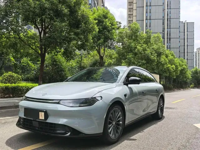 Фотография автомобиля — Leapmotor C01