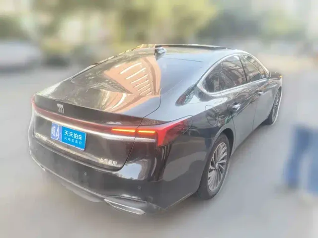 Buick LaCrosse — Фото автомобиля 2