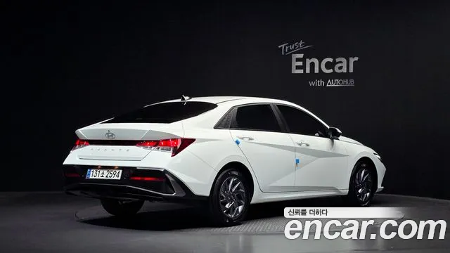 Hyundai Avante — Фото автомобиля 2