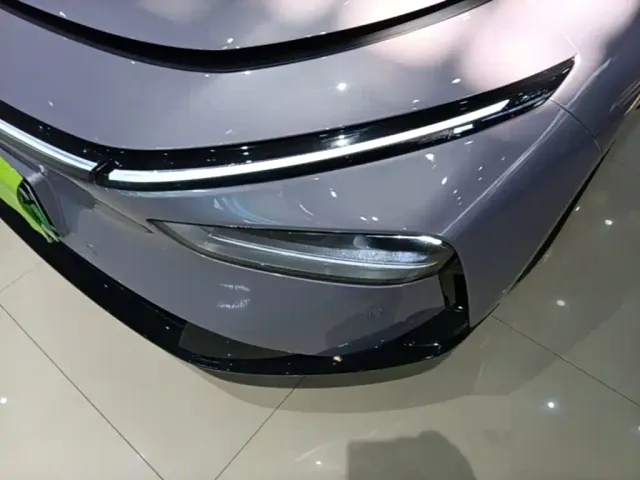 Xpeng P7+ — Фото автомобиля 23