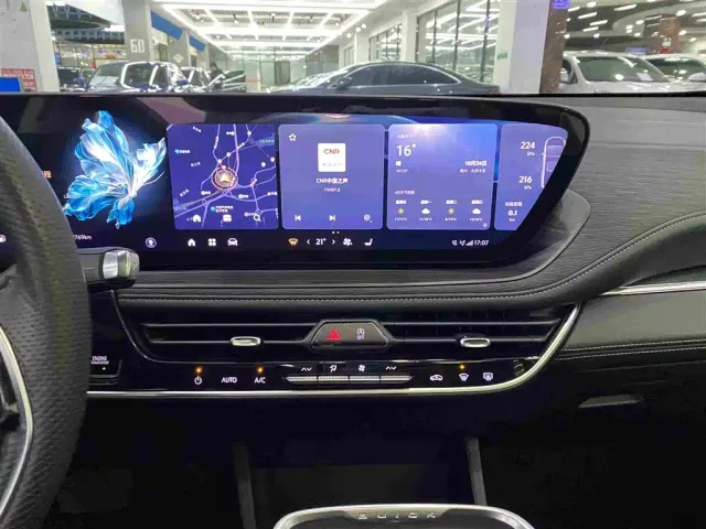 Buick LaCrosse — Фото автомобиля 9