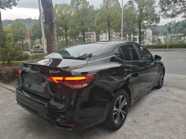 Nissan Sylphy — Фото автомобиля 6