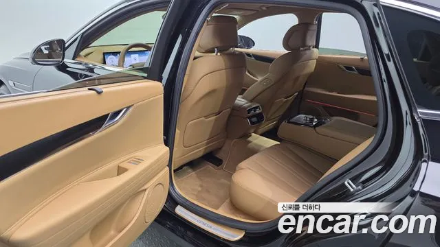 Genesis G80 Бензин 2.5 турбо AWD — Фото автомобиля 10