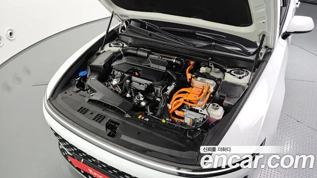 Hyundai Grandeur GN7 — Фото автомобиля 9