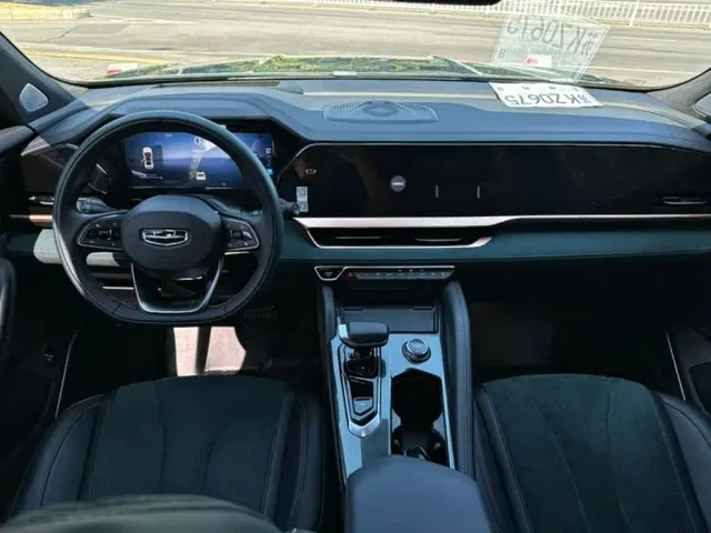 Geely Xingyue L — Фото автомобиля 5