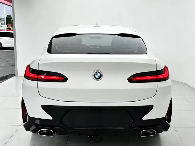 BMW X4 — Фото автомобиля 17