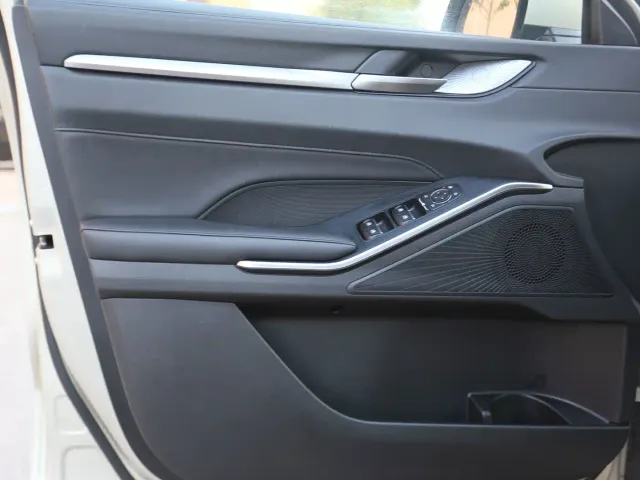 Haval H6 — Фото автомобиля 12