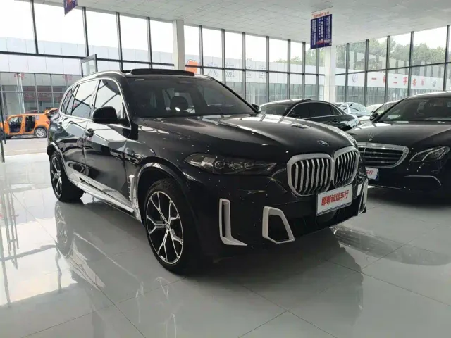 BMW X5 — Фото автомобиля 3