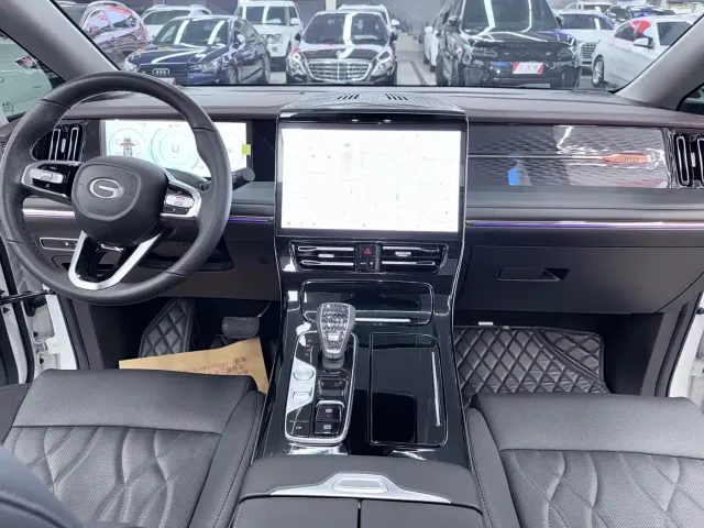 GAC Trumpchi M8 — Фото автомобиля 16