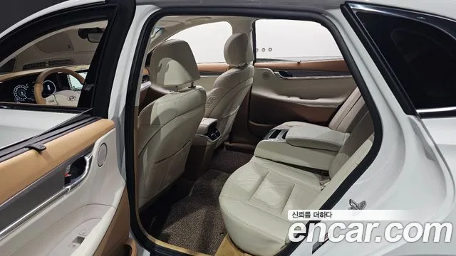 Hyundai Grandeur New — Фото автомобиля 11