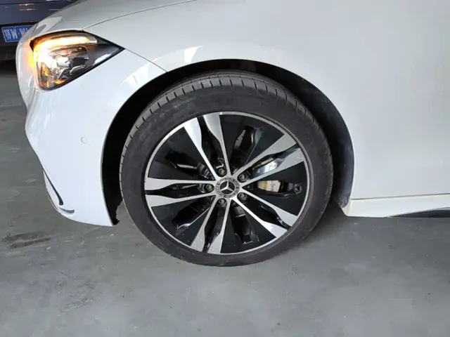 Mercedes-Benz C-Class — Фото автомобиля 22