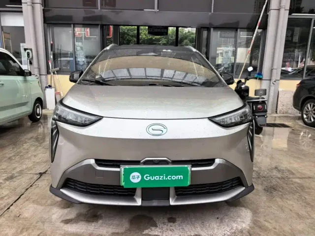 GAC Aion Y — Фото автомобиля 2