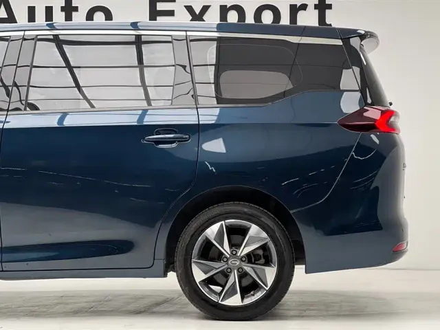 GAC Trumpchi M6 — Фото автомобиля 10