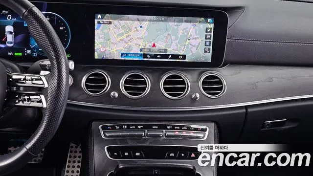 Mercedes-Benz E-Class W213 — Фото автомобиля 21