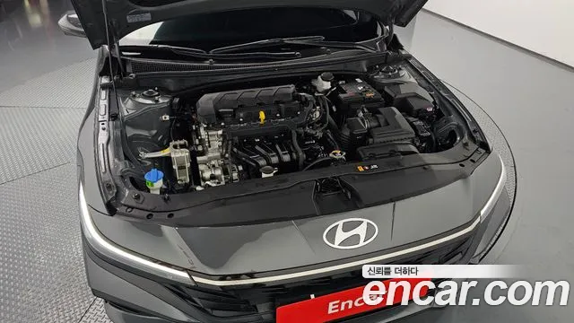 Hyundai Avante CN7 — Фото автомобиля 9