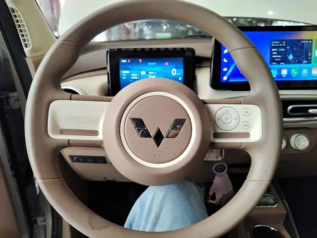 Wuling Hongguang Mini EV — Фото автомобиля 10