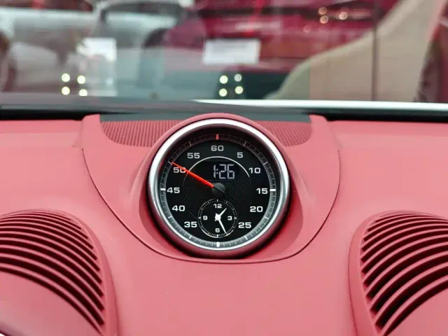 Porsche 718 — Фото автомобиля 12