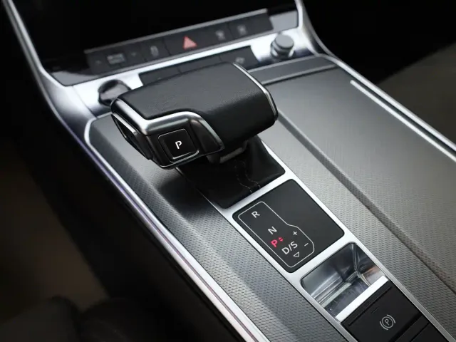 Audi A7L — Фото автомобиля 14