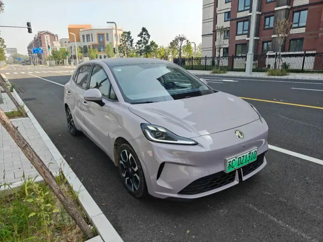 MG 4 EV — Фото автомобиля 3
