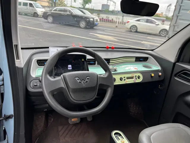 Wuling Hongguang Mini EV — Фото автомобиля 8
