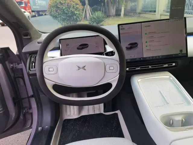 Xpeng P7+ — Фото автомобиля 18