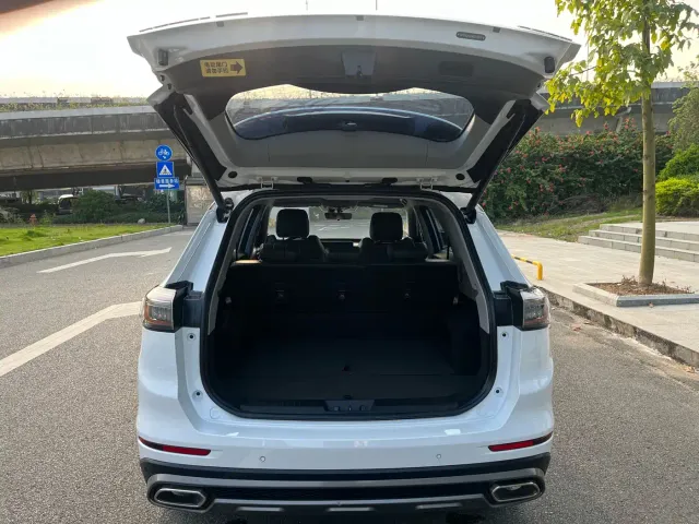 Chery Tiggo 8 PLUS — Фото автомобиля 21