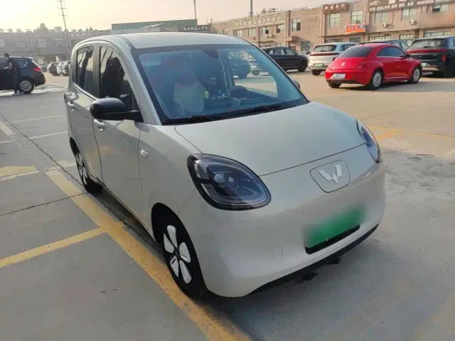 Wuling Hongguang Mini EV — Фото автомобиля 3