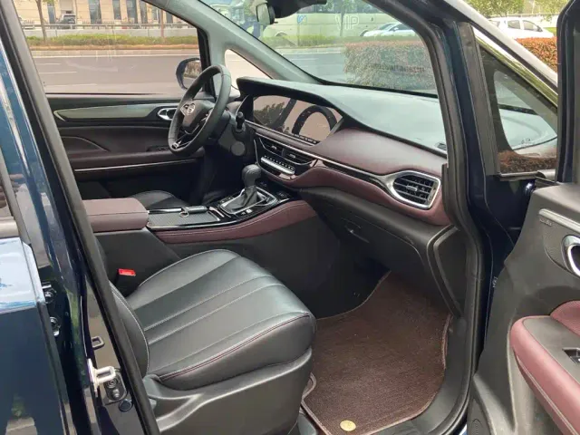 GAC Trumpchi M6 — Фото автомобиля 6