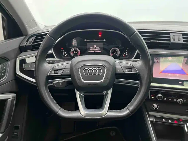 Audi Q3 — Фото автомобиля 8