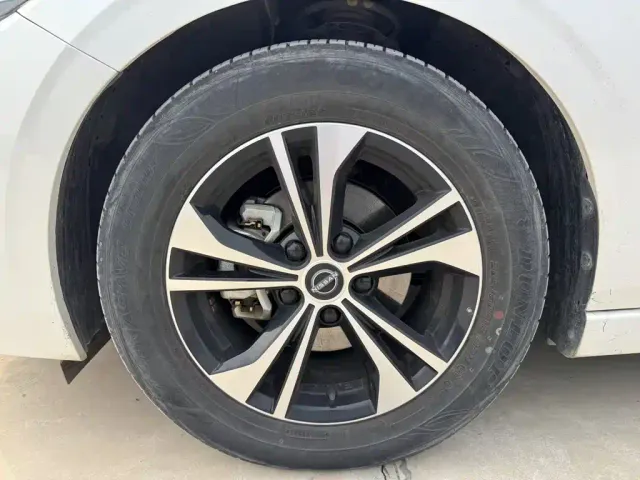 Nissan Sylphy — Фото автомобиля 18